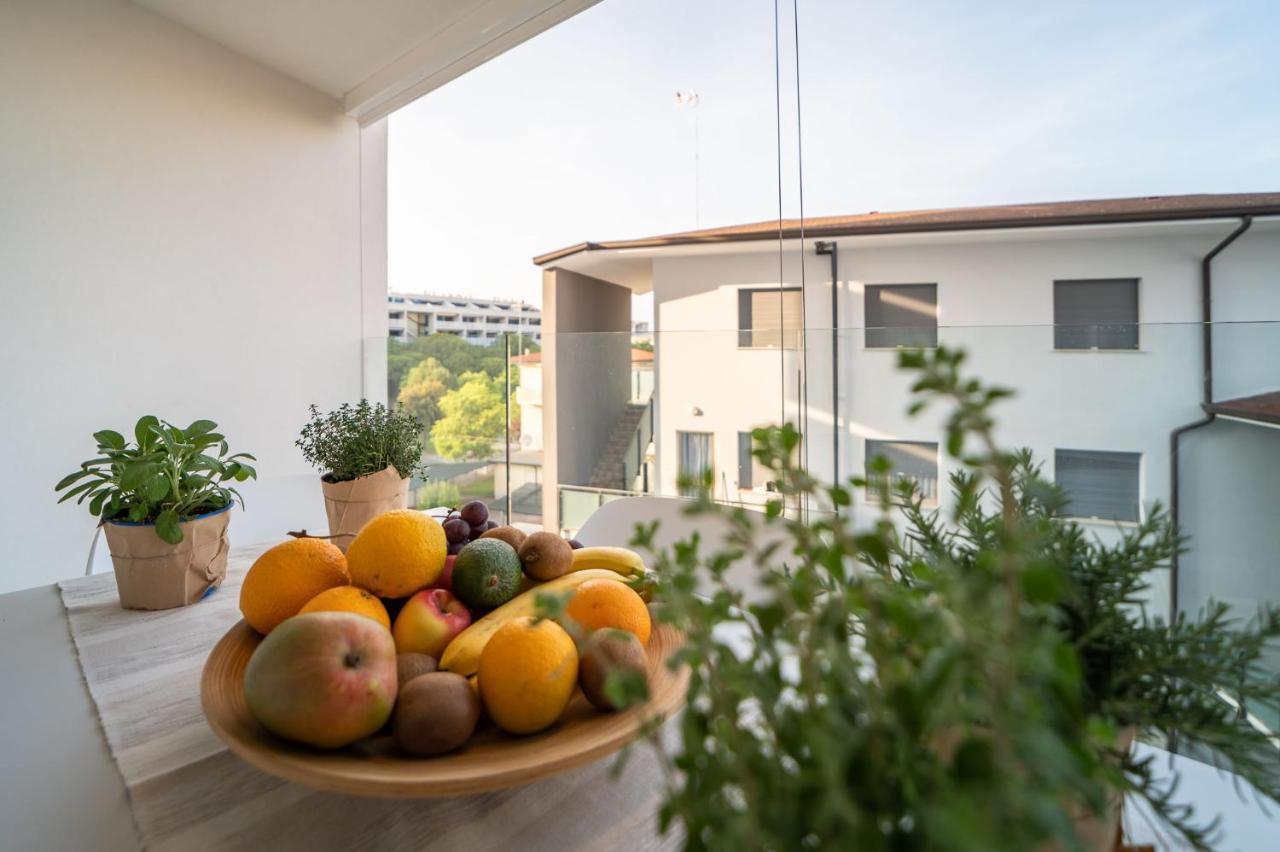 Zero5.Zero5 Apartment Линяно Сабиадоро Екстериор снимка